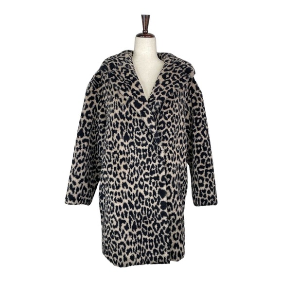 Harris Wharf Jackets & Blazers - $960 Harris Wharf Leopard Wool Coat XXS